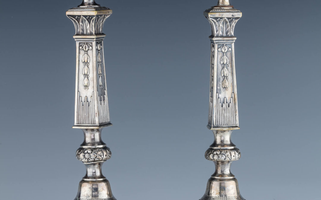 030. A PAIR OF SILVER CANDLESTICKS BY EHRLICH