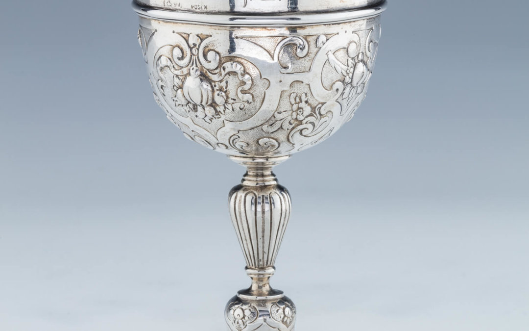 051. A LARGE SILVER KIDDUSH GOBLET BY LAZARUS POSEN