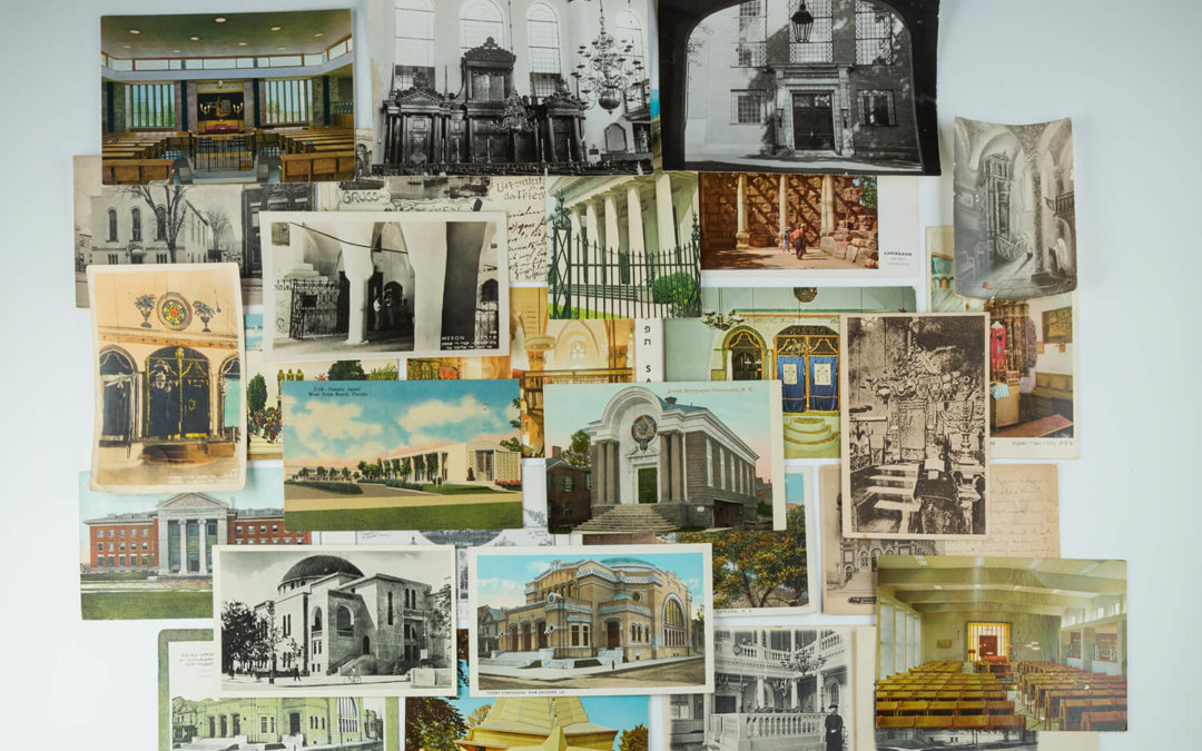 113. A LARGE COLLECTION OF SYNAGOGUE POSTCARDS