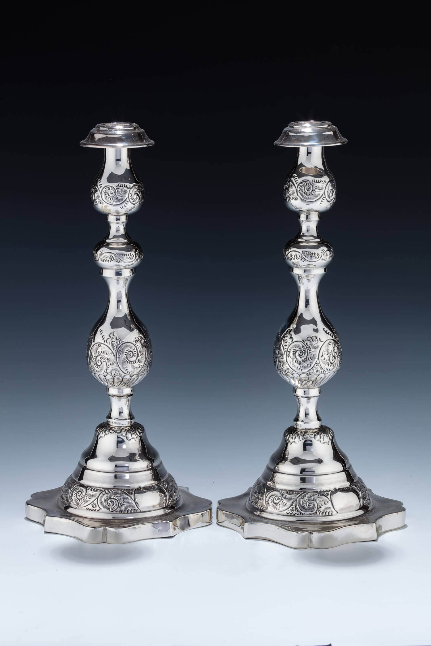 019. A MONUMENTAL PAIR OF STERLING SILVER SABBATH CANDLESTICKS BY MOSHE RUBIN