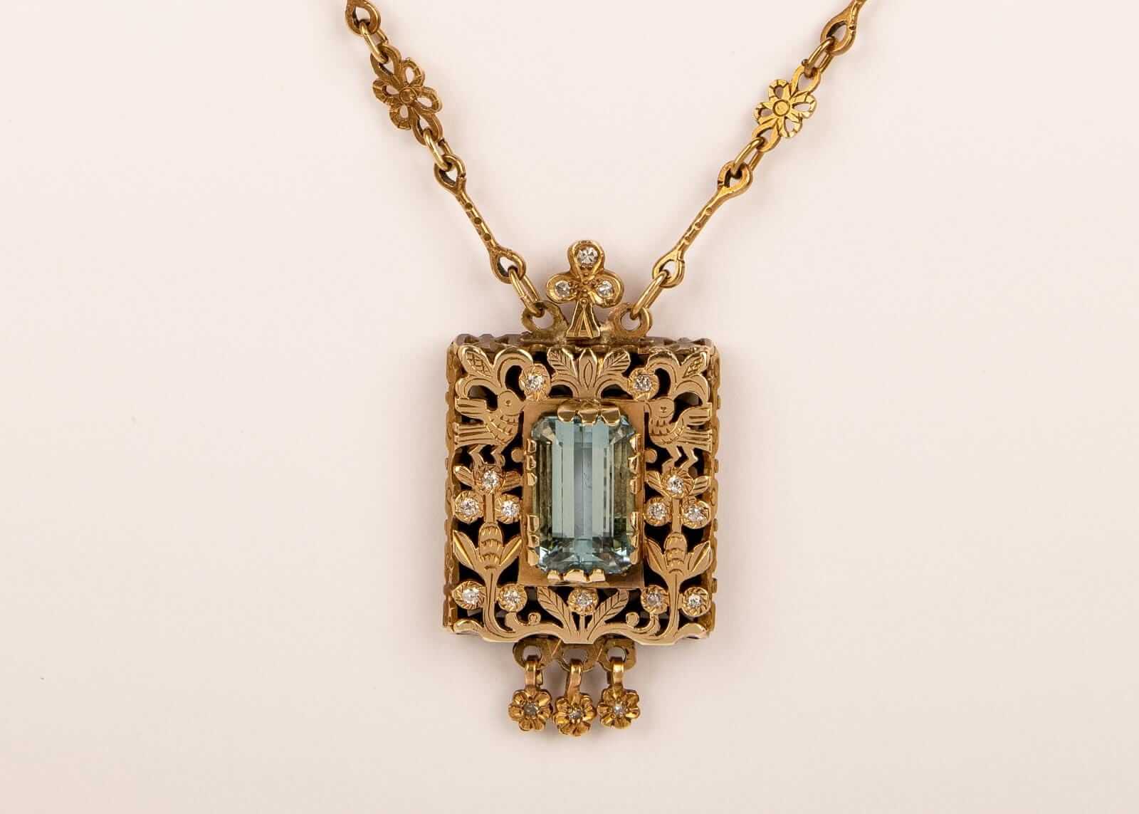 148. AN IMPORTANT GOLD PENDANT AND CHAIN BY ILYA SCHOR